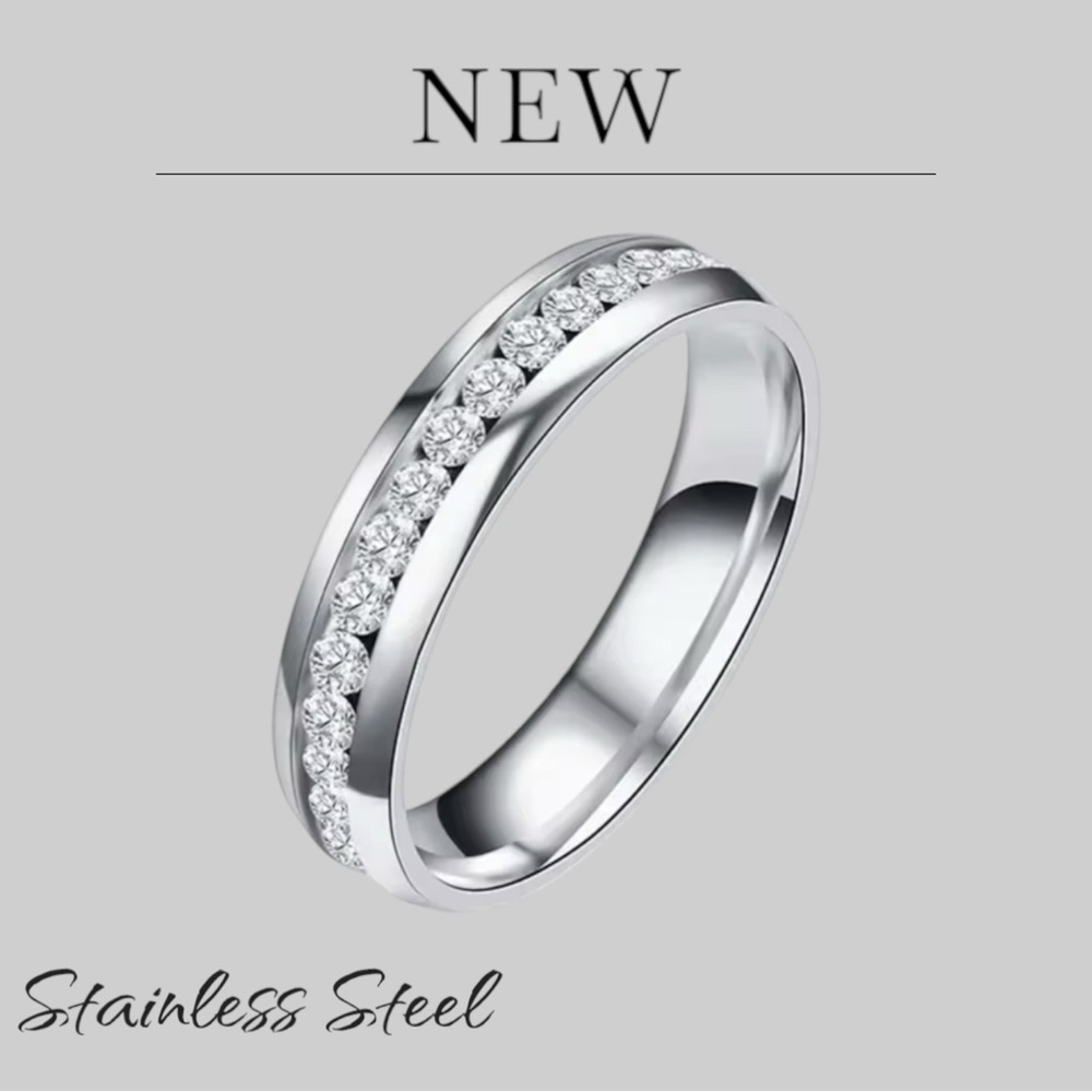 New Stainless Steel Unisex Engagement Ring Black or Gold Band CZ Row Inlay - Picture 4 of 9